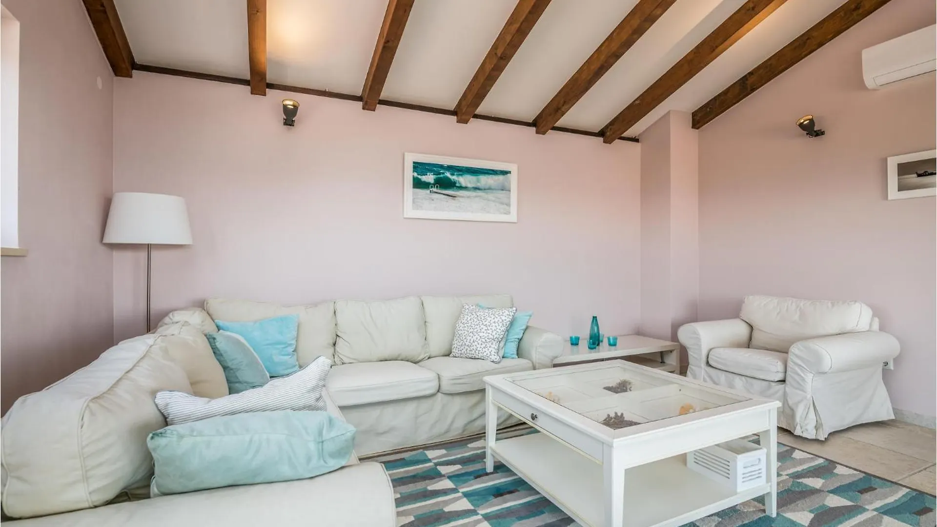 Lovely Home In Linardici With Kitchen Holiday home