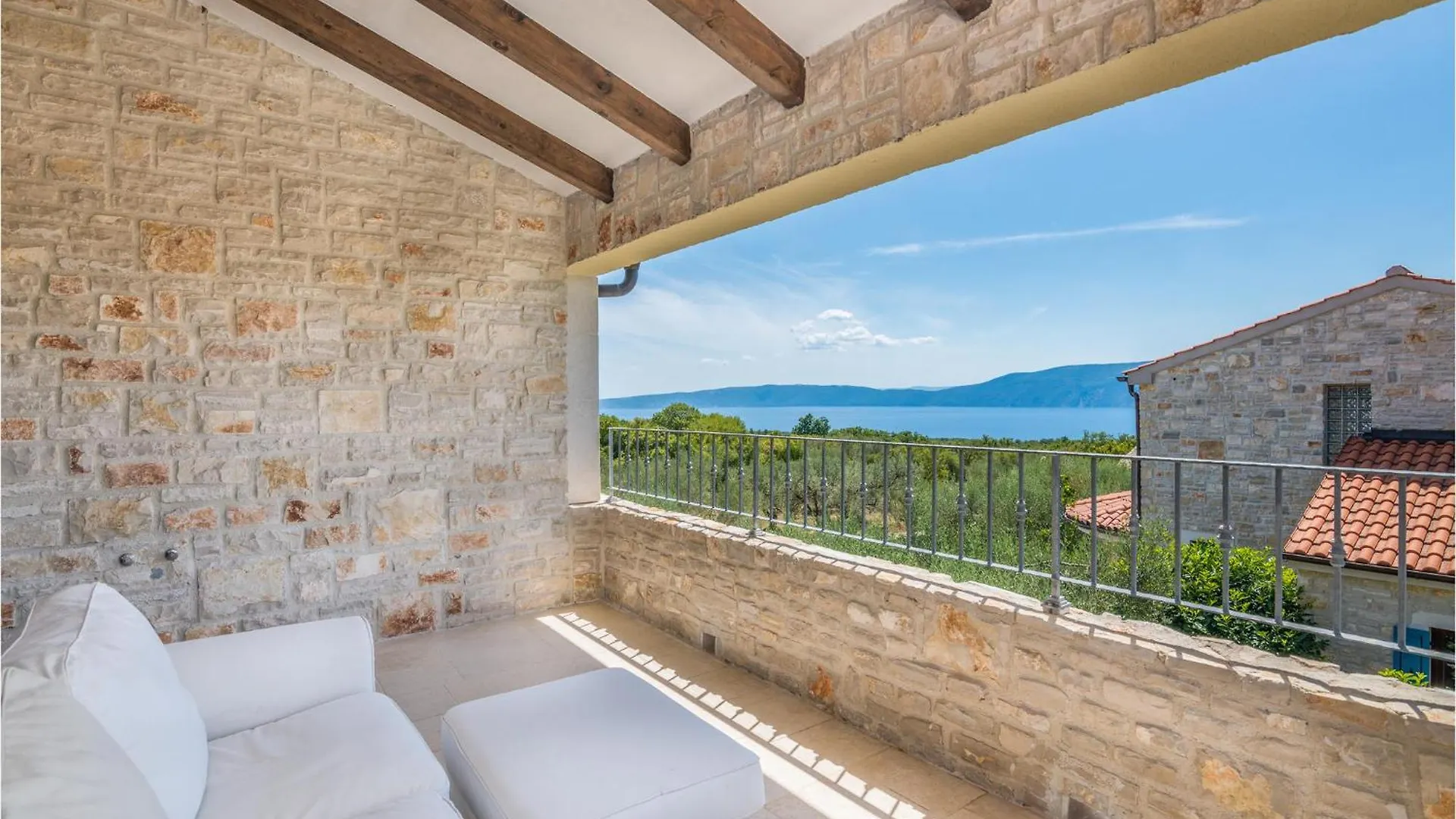 Lovely Home In Linardici With Kitchen 0*,